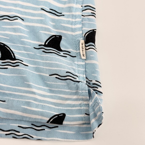 VSTR Premium Mens XL Shark Fin Stripe Button Up Shirt Blue Short Sleeve Viscose - Picture 6 of 12